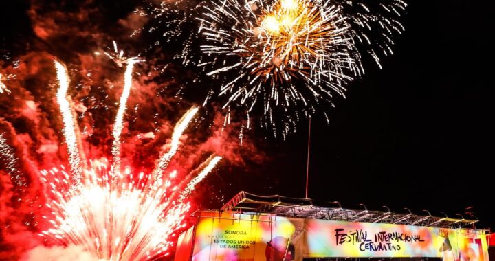 Reconocen a grandes artistas con la Presea Cervantina, inauguran el FIC