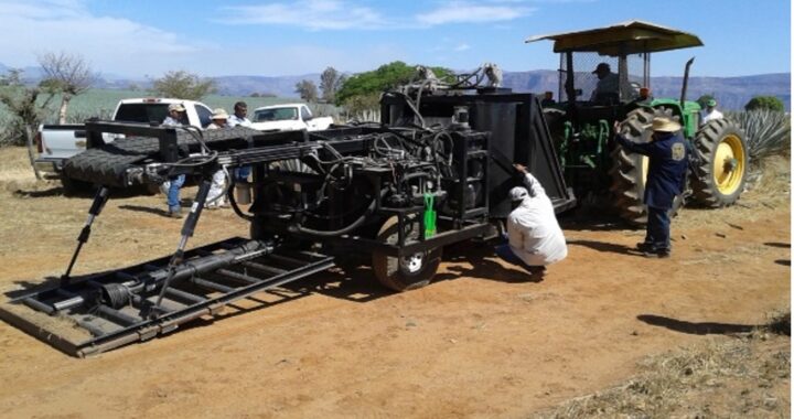 Profesores UG obtienen patente de una máquina cosechadora de Agave 