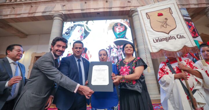Nombran a los tapetes de Uriangato como patrimonio cultural de México