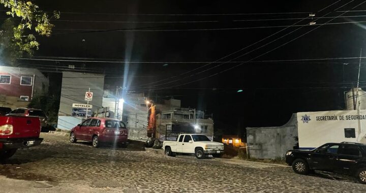 Detienen a mujer por presuntamente asesinar a su esposo