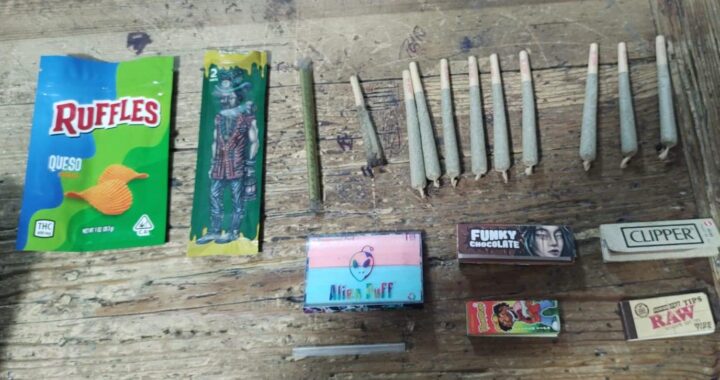 Detienen a leonés con 10 cigarros de presunta marihuana cerca del mirador del Pípila