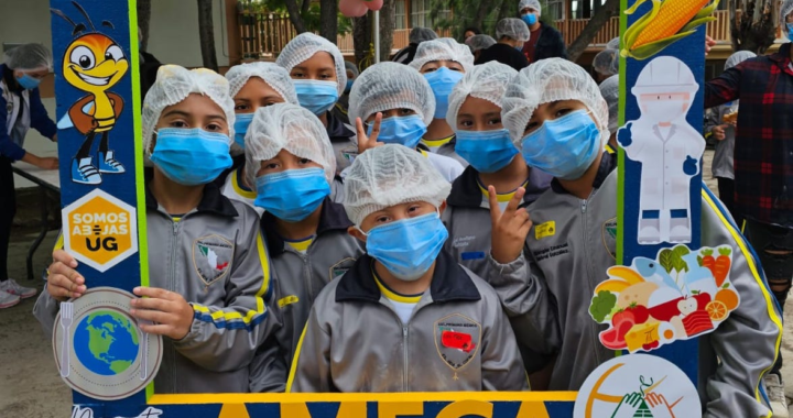 UG y AMECA imparten curso infantil en zona rural de Irapuato