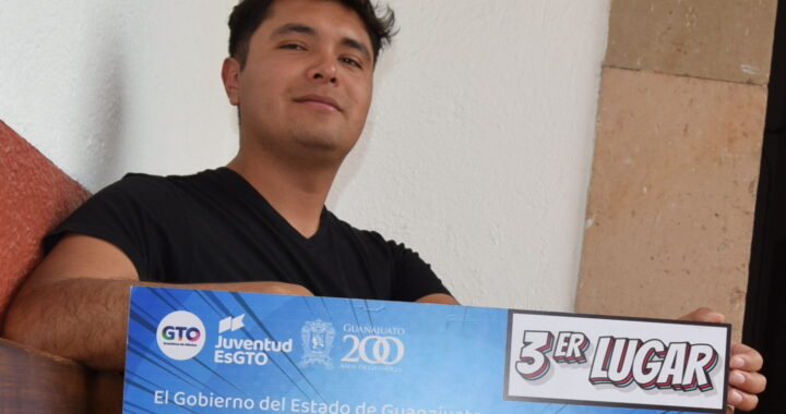 Premian proyecto de pasteurizador solar para alimentos líquidos de alumno de Energías Renovables UG 
