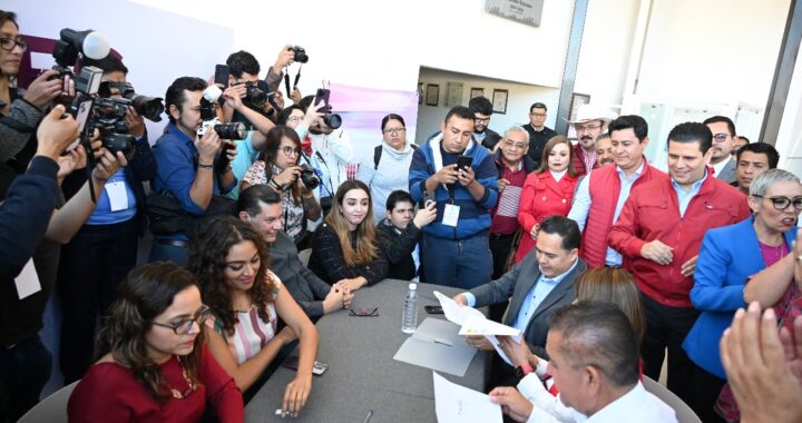 Recibe IEEG solicitud de convenio de coalición para gubernatura “Fuerza y Corazón x Guanajuato”