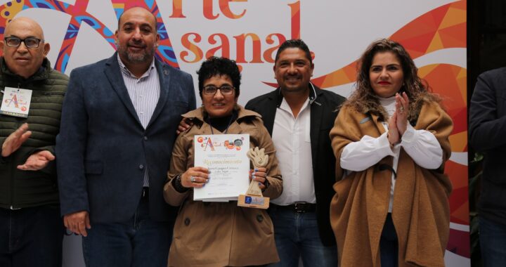 Destacan artesanos de la capital en el Concurso Estatal por el premio a la Creatividad Artesanal