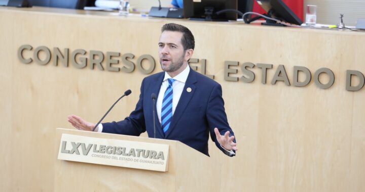 Propone Víctor Zanella conformar un sistema de evaluación de adquisiciones