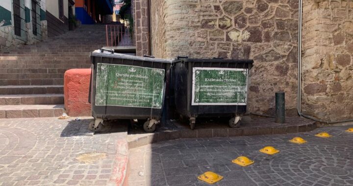 Retiran contenedores de la calle subterránea por el Festival del Día de Muertos