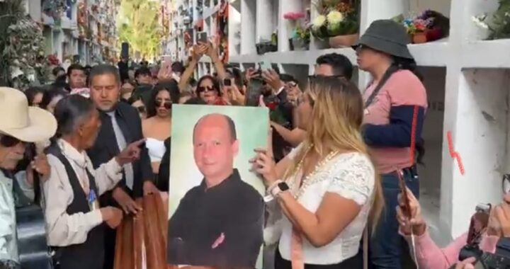 León despide y exige Justicia para Adolfo Enriquez Vanderkam, lo sepultan en panteón de San Nicolás