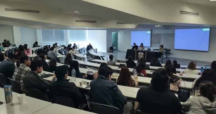 Impulsa UG investigación de salud en foro estudiantil  