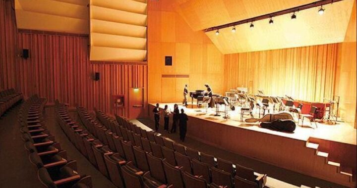 Liminar, fusión de música y arte sonoro en el teatro Mateo Herera en León
