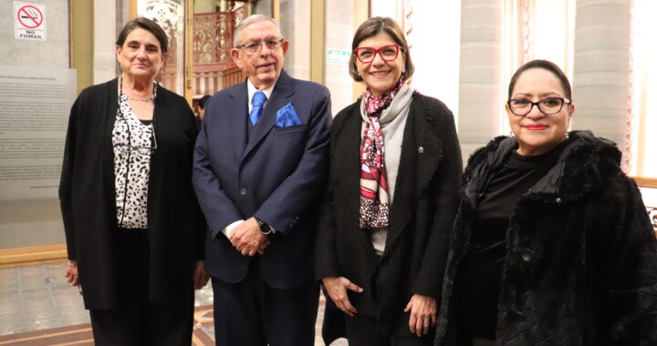 La Universidad de Guanajuato presenta el libro “El Teatro Juárez y yo” del Arq. Greenwell 