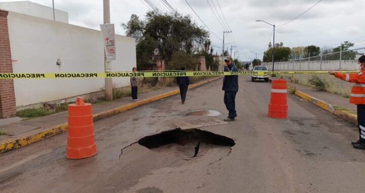 Atienden hundimiento en la zona sur de Guanajuato Capital