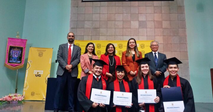 Finalizan en Campus León UG estudios de posgrado y licenciatura