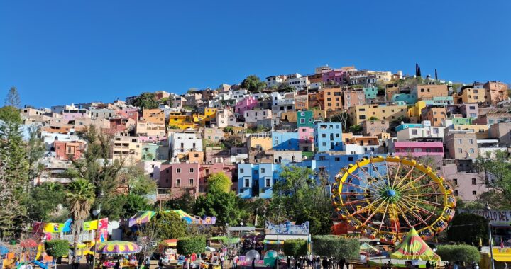Celebran en Guanajuato a los Reyes Magos con juegos mecánicos gratuitos