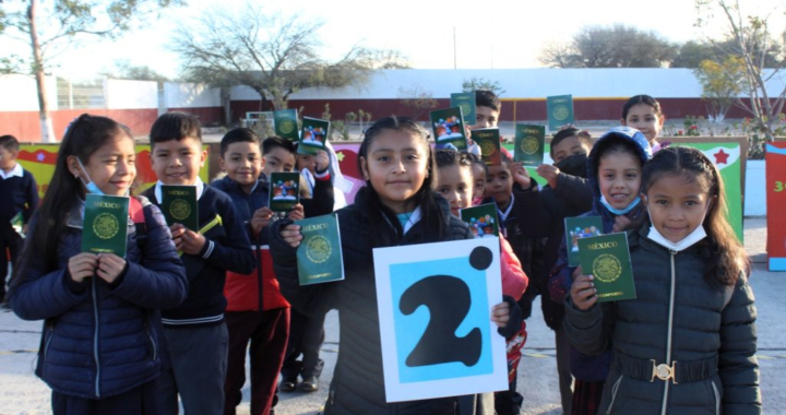 Estudiantes participan en el XI Encuentro de Niñas y Niños Lectores y Escritores