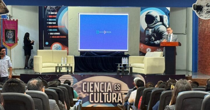 Con la Luna como protagonista, UG comienza la 11° edición de Ciencia es Cultura en la ENMS Silao
