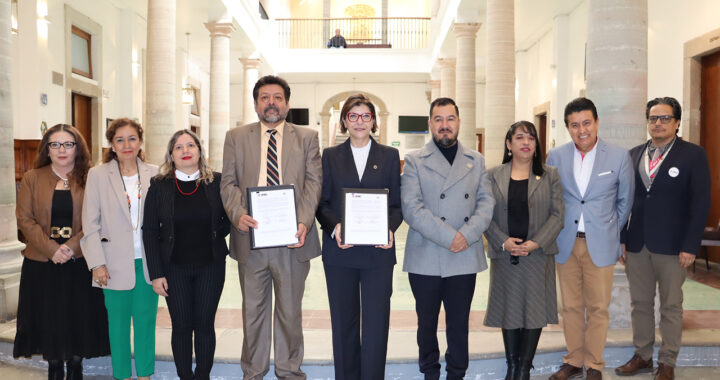 Firma INE y UG convenio de colaboración para promover la cultura político-democrática