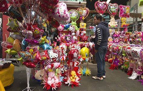 Amor y amistad, un impulso para el comercio leonés
