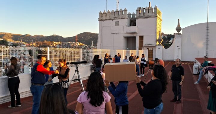 UG promueve observación segura de los eclipses solares