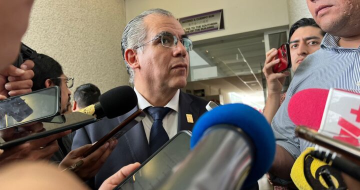Aclara Héctor Tinajero, que una orden de aprehensión no es garantía de una vinculación a proceso