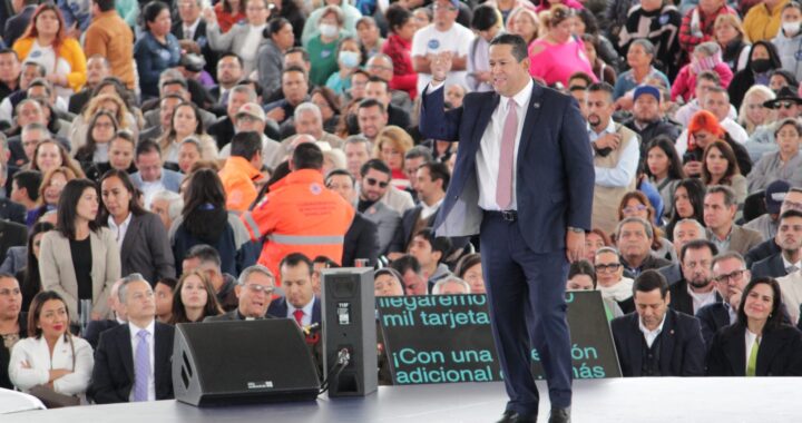 Anuncia Diego Sinhue el programa RED GTO y un aumento en tarjetas rosas a 300 mil
