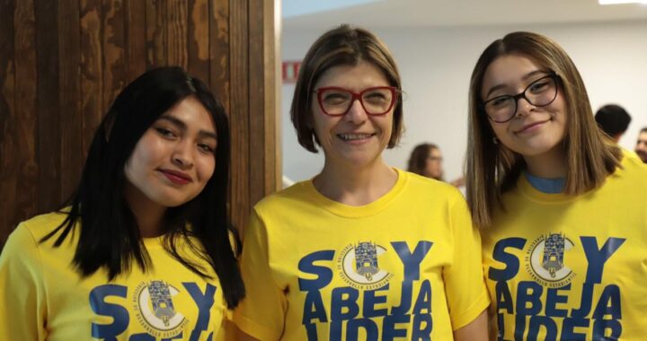 Al ponderar el diálogo y respeto, portavoces de las y los más de 47 mil estudiantes UG se reúnen con Rectora General   