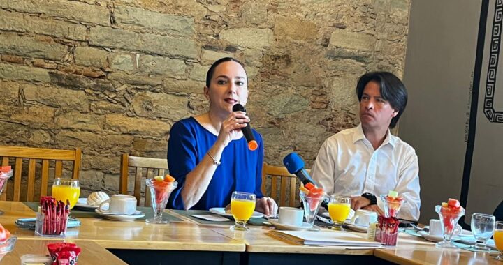 Atenderemos el tema del agua para el distrito 04 federal: Cecilia Pöhls
