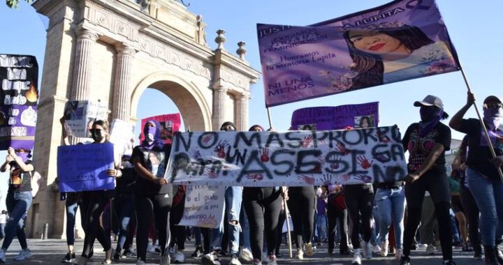 Esperan a 3 mil en marcha feminista en León, por el día internacional de la Mujer