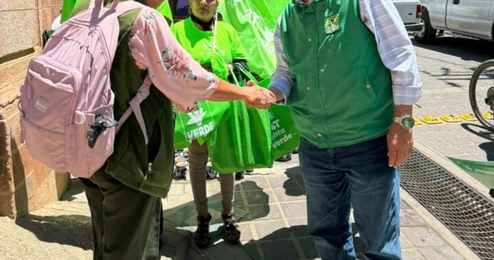 Se compromete Roberto Saucedo en atender a las comunidades de la capital