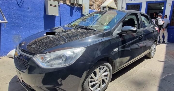 Detienen a 4 personas con presunta droga cristal durante el operativo “Taxi Seguro”