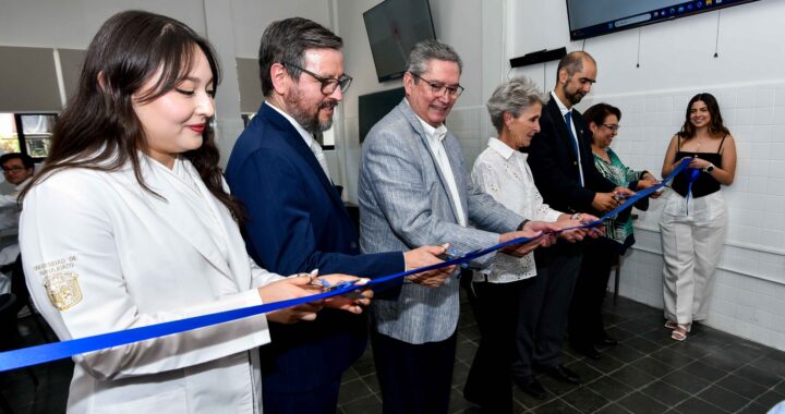 Inaugura UG Centro de Simulación en Ginecología y Obstetricia
