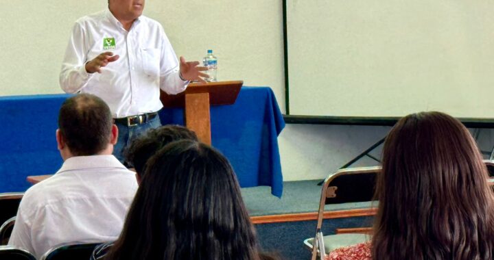 Propone candidato del Verde crear un registro oficial de mascotas