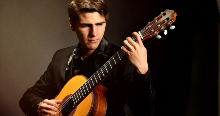 Actuará el multipremiado José Daniel Salceda en Ciclo de Guitarra del Teatro Juárez