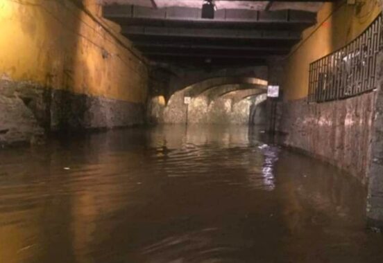 Vigilan la subterránea para evitar que autos se queden varados por inundación