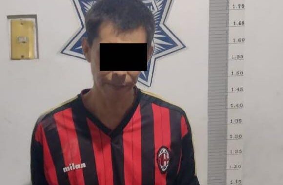 Detienen a dos sujetos agresivos en la zona del panteón nuevo