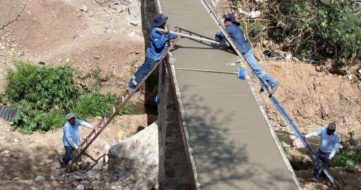 Construyen puente en el río Cervera para evitar riesgos durante la temporada de lluvias