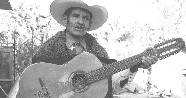 Camina a la eternidad Felipe Rodríguez, patriarca de la danza de indios broncos