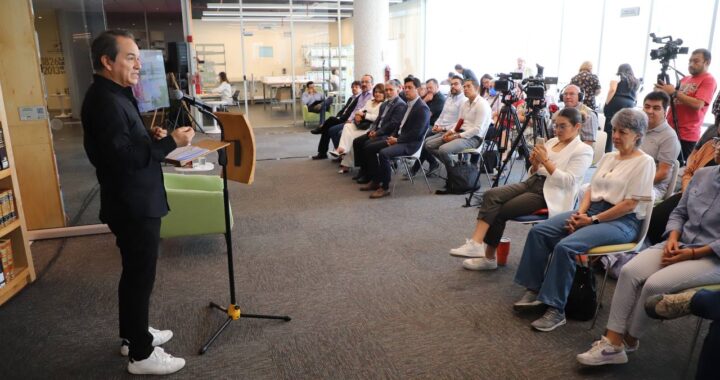Presenta Juan Alberto Vázquez su libro «Los padrotes de Tlaxcala, esclavitud sexual en Nueva York»