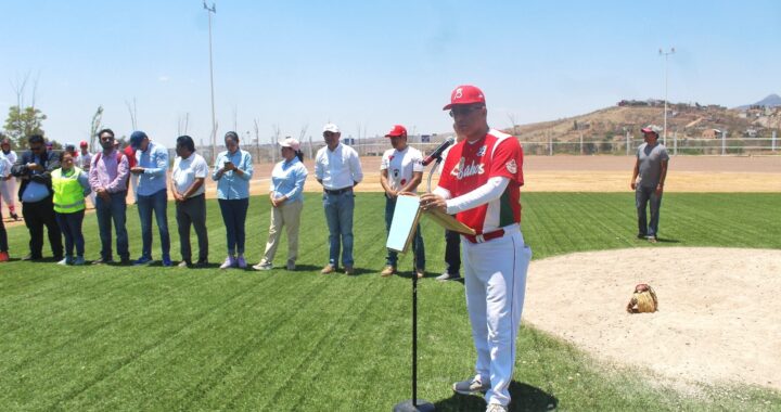 CONFRONTA “BAILE” A BEISBOLISTAS Y EL MUNICIPIO
