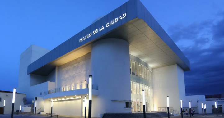 Brilla Teatro de la Ciudad de Purísima con programa de aniversario