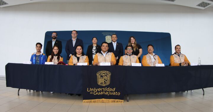 CELEBRA UG 49 ANIVERSARIO DE LA ENMS SILAO