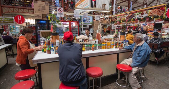 Pide administración municipal colaboración por parte de los locatarios de mercados