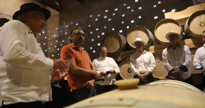 Universitarios de la Anáhuac México aprenden del Vino en Guanajuato