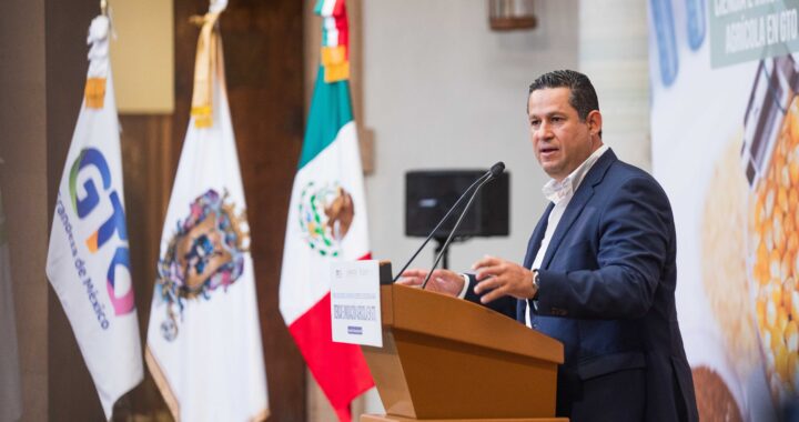 Pese a amenazas, gobernador no ha incrementado su seguridad