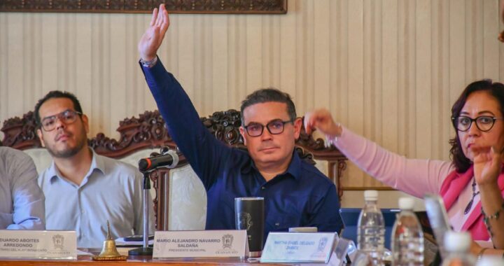 Aprueban informe de gobierno de la administración encabezada por Alejandro Navarro