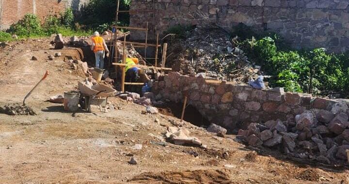 Comienza pavimentación de la calle Norma Corona en El Edén; invierten 3.9 MDP