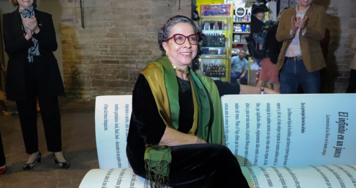 Inaugura UG banca literaria para fomentar la lectura en Guanajuato
