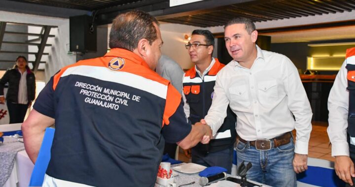 Reconocen a Protección Civil por el trabajo de 6 años