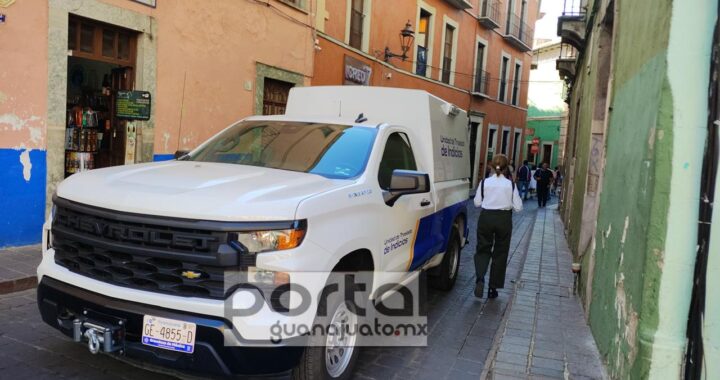 Fallece cobrador de autobús urbano aplastado por la unidad