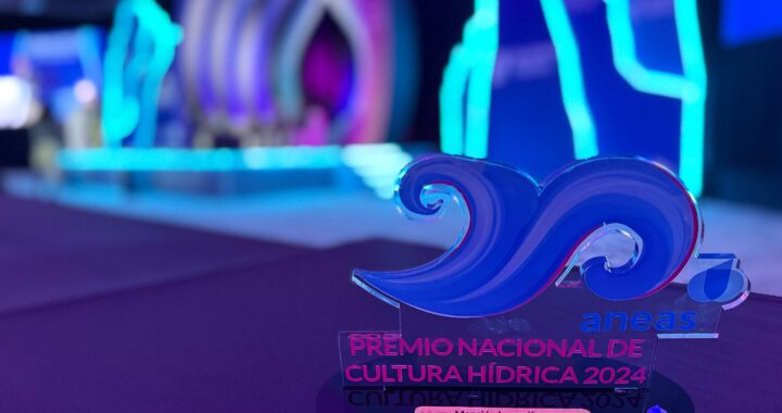 SIMAPAG RECIBE MENCIÓN HONORÍFICA EN EL PREMIO NACIONAL DE CULTURA HÍDRICA 2024 DE ANEAS